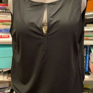 Womens Paper White (brand) Black Sleeveless Top - Size Large - Gently Worn